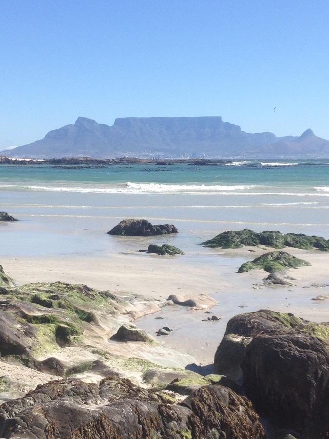 White Waves Beach House Bloubergstrand Eksteriør billede