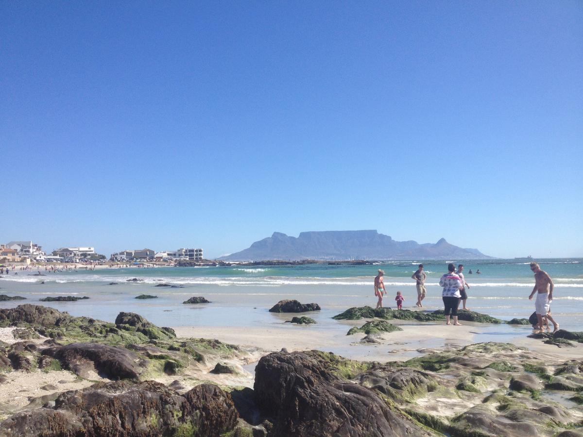 White Waves Beach House Bloubergstrand Eksteriør billede
