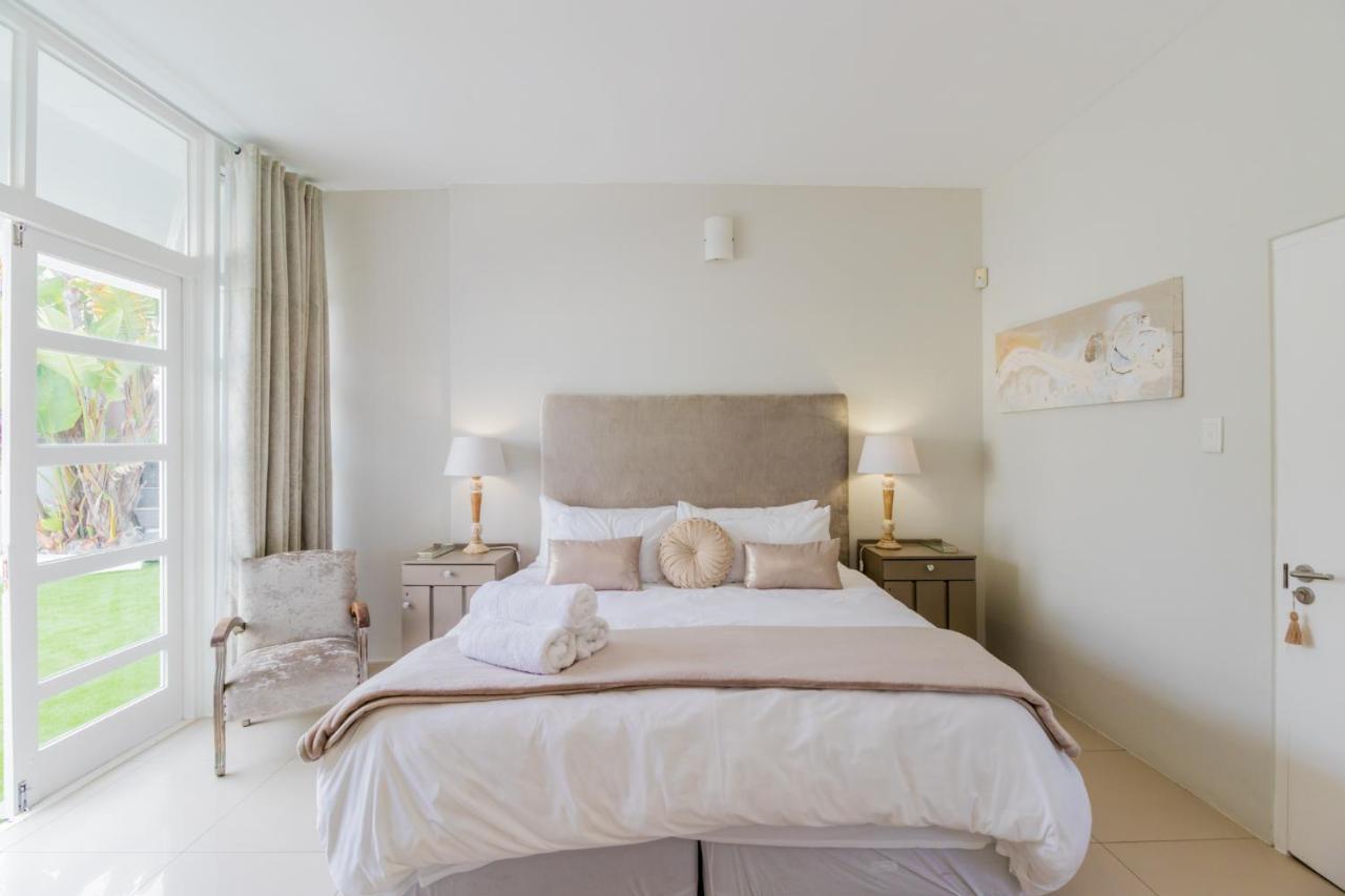 White Waves Beach House Bloubergstrand Eksteriør billede
