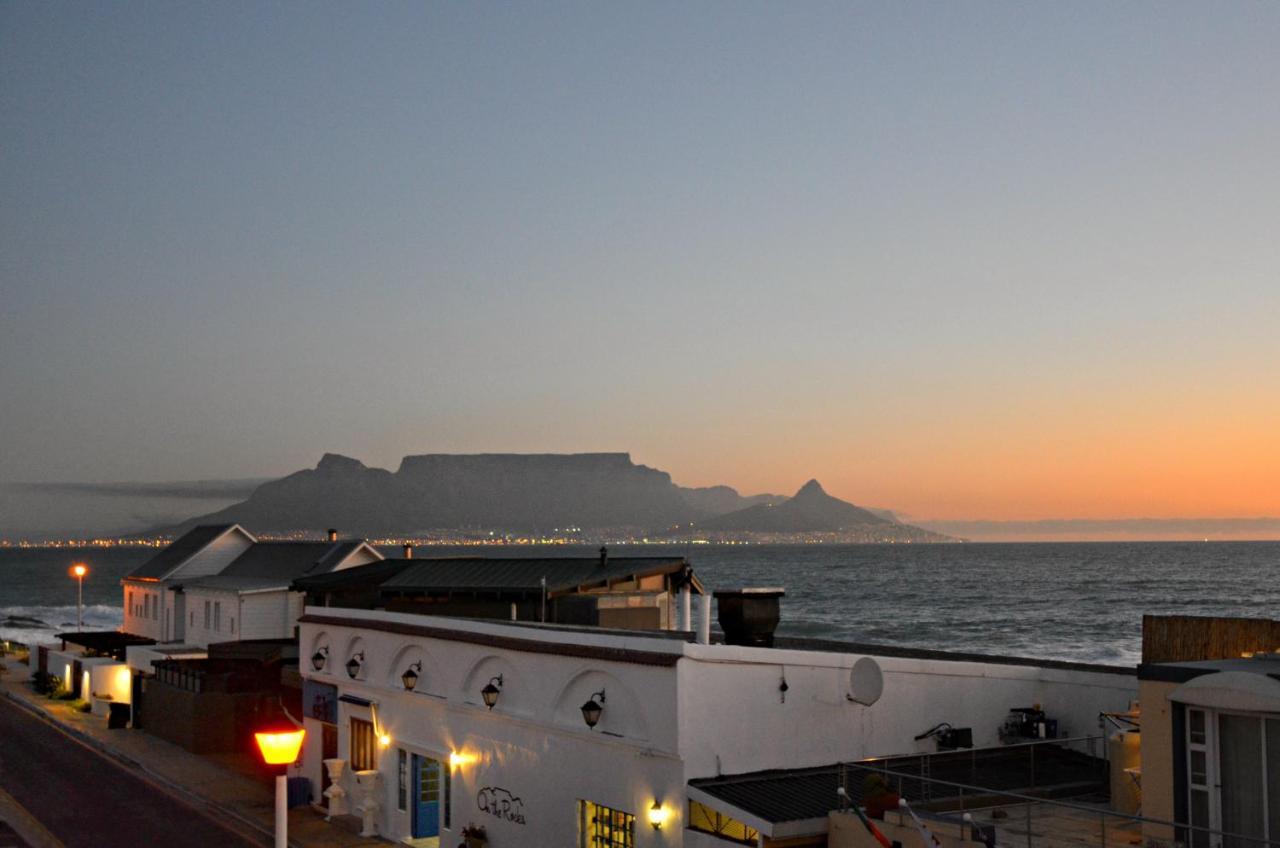 White Waves Beach House Bloubergstrand Eksteriør billede