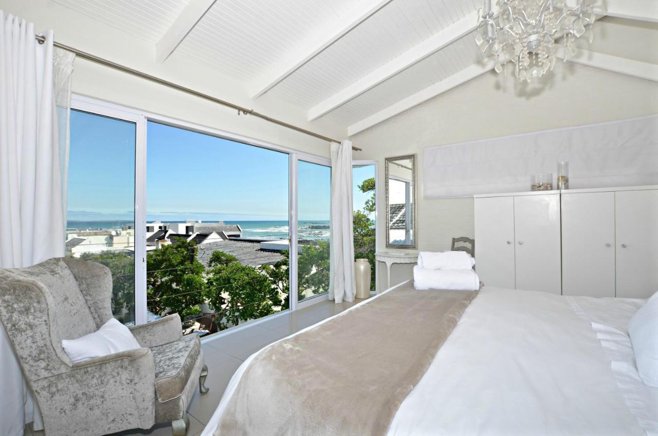 White Waves Beach House Bloubergstrand Eksteriør billede